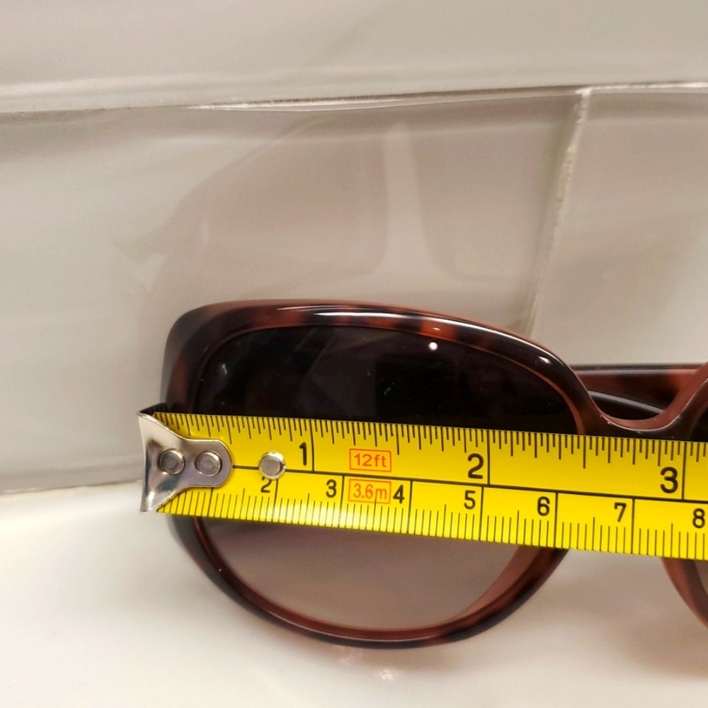 Gucci Brown Sunglasses - Picture 16 of 16